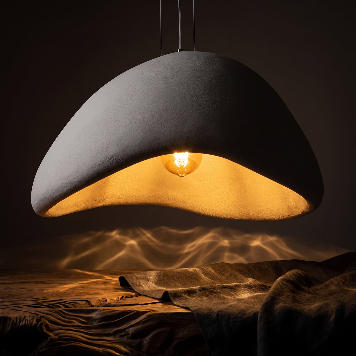 Suspension Dôme Design Blanc — Luminaire Salon & Salle à Manger