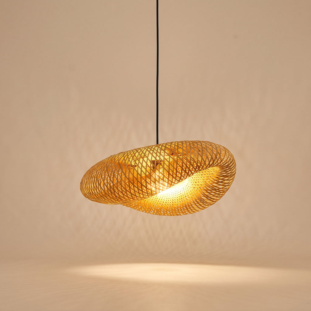 Suspension en Bambou Tressé — Lustre Salon & Salle à Manger Bohème