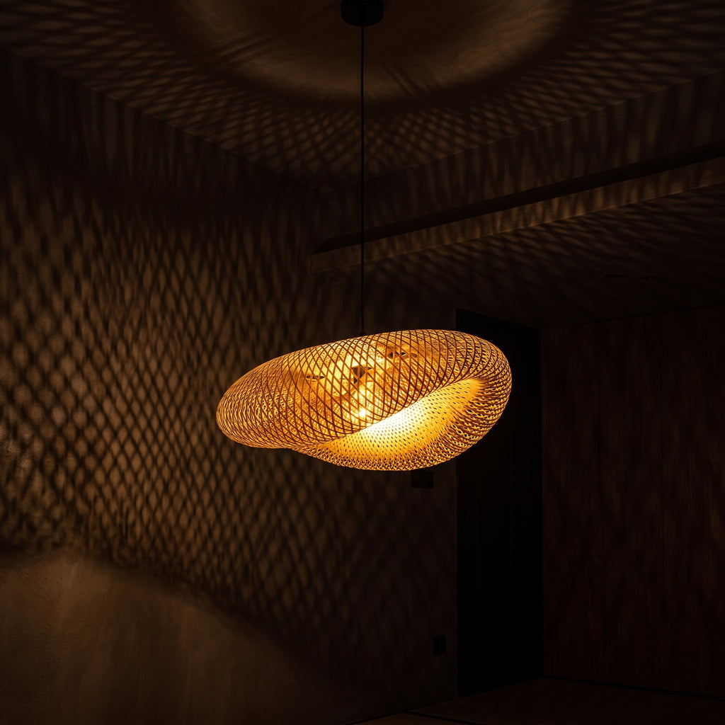 Suspension en Bambou Tressé — Lustre Salon & Salle à Manger Bohème