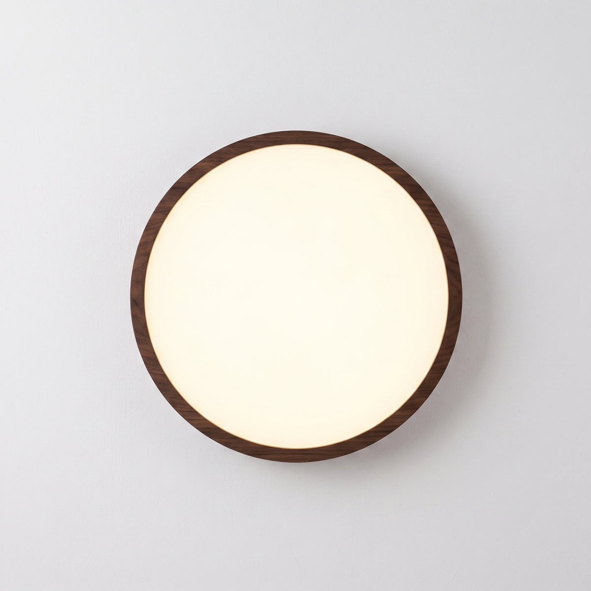 Plafonnier LED Ultra-Mince Bois de Noyer — Chambre & Salon Minimaliste